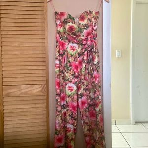 Boutique style strapless romper perfect for summer